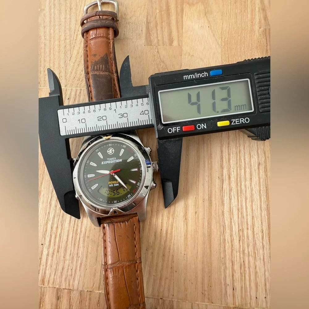 Timex expedition mens analog digital watch NEW BATTERY